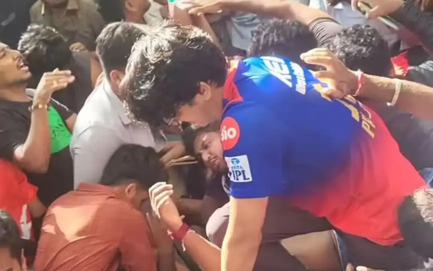 Horrific Stampede At M Chinnaswamy  Stadium (Source: @Uday_Yadavji/x.com)