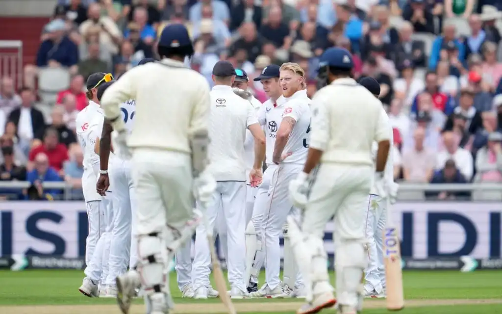 India are on the verge of a shambolic loss [Source: AP]