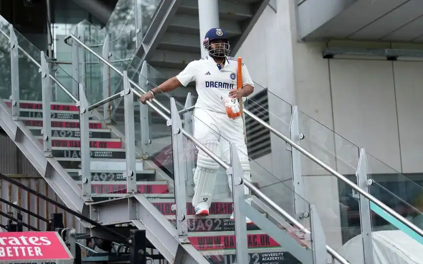 Pant will bat on Day 5 [Source: AP Photo]
