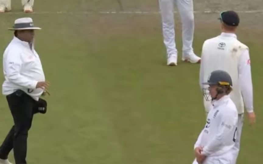 Umpire Warns Crawley After England Resort To Unfair Practice To End Jadeja-Sundar Stand
