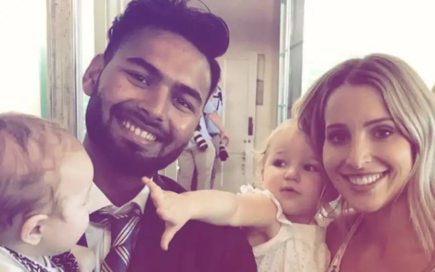 Pant With Tim Paine's Kids (Source: @ICC/x.com)
