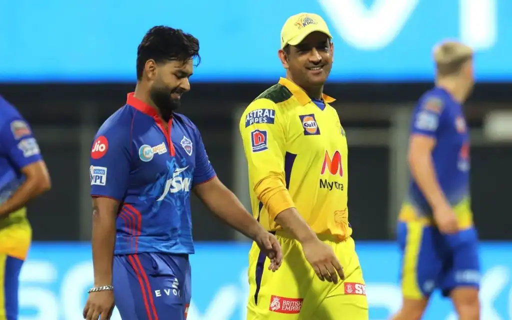 Rishabh Pant and MS Dhoni (Source: @CricCrazyJohns/X.com)