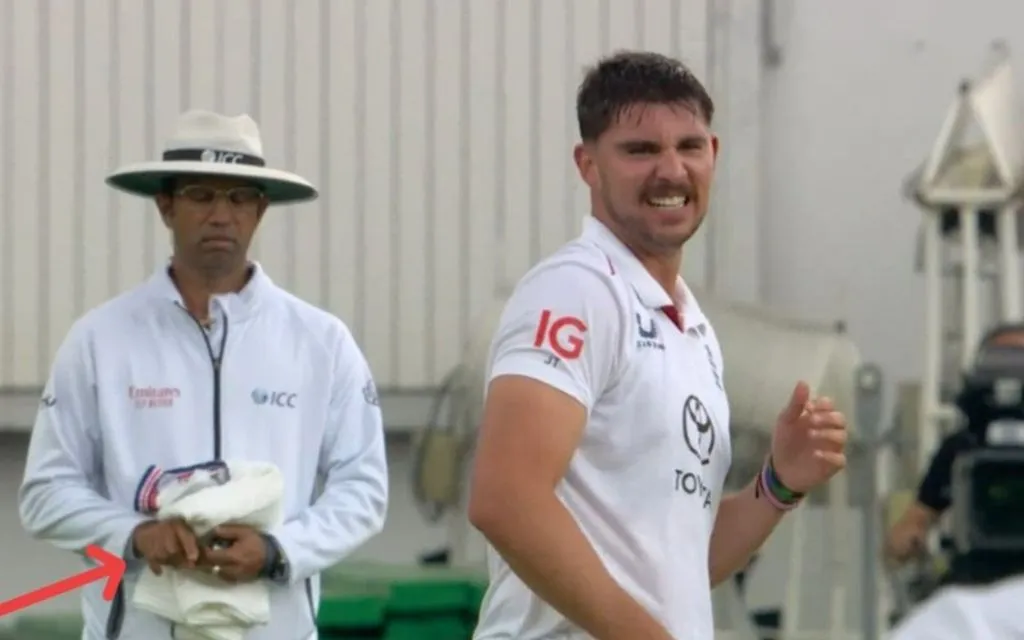 Did Dharmasena cheat? [Source: @mkr4411/x.com]
