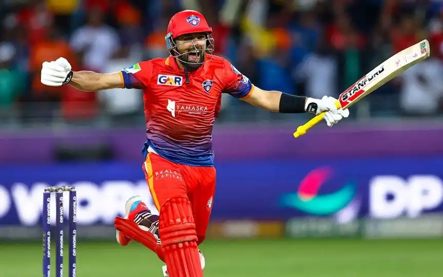 Sikandar Raza in ILT20 2025 (Source:@AdamTheofilatos/X.com)