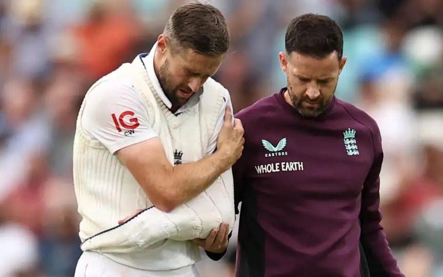 Woakes Ruled out - (Source: @AFP)