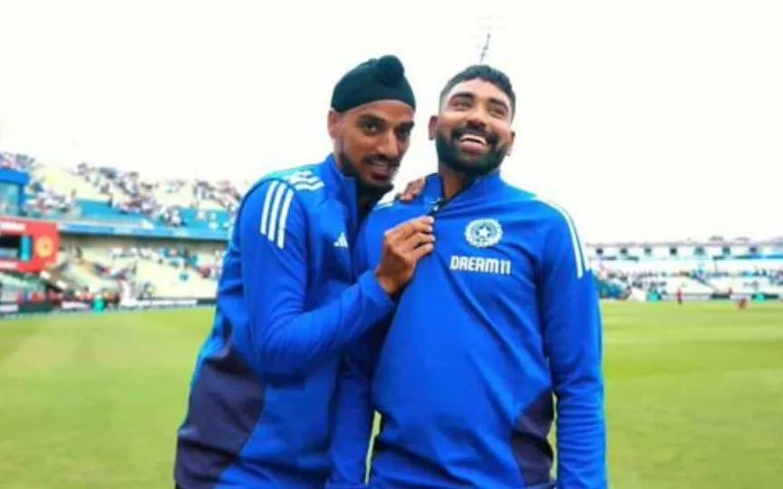 Mohammed Siraj and Arshdeep Singh [Source: @BCCI/x]