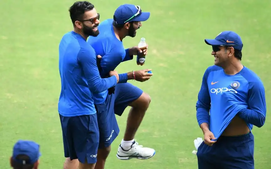 MS Dhoni on Kohli [Source: AFP Photo]
