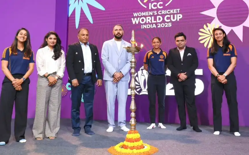 Yuvraj Singh, Mithali Raj and others at the event [Source: @JayShah/x]