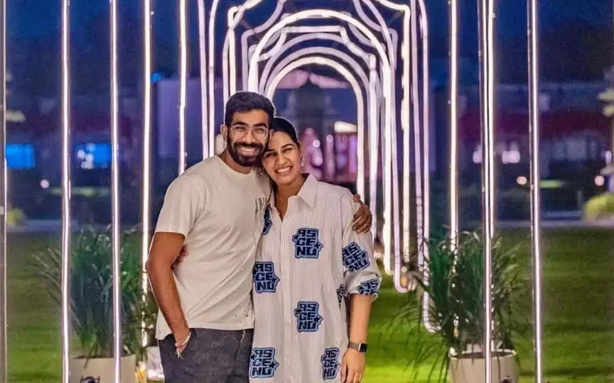 Sanjana Ganesan's Profession​ (Source:@OneCricketApp,x.com)