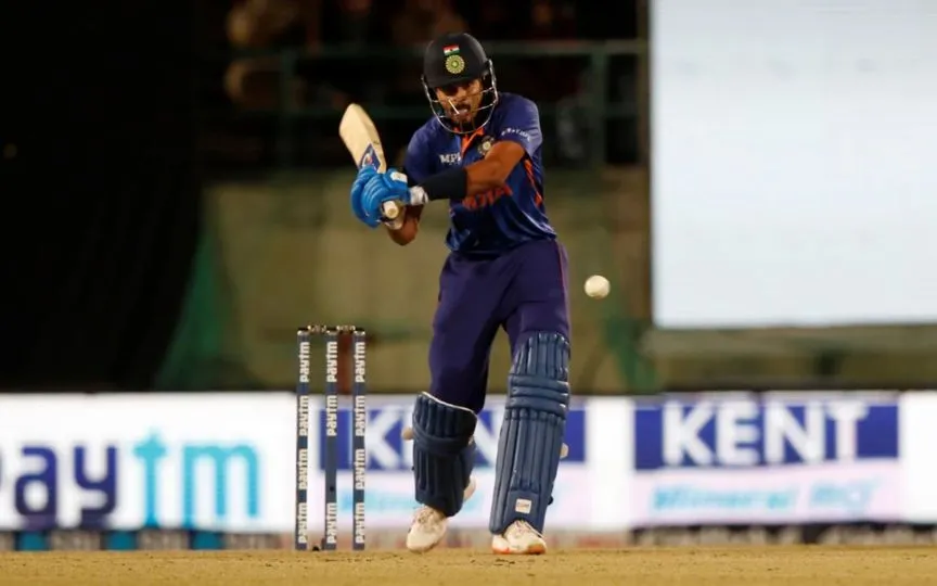 Shreyas Iyer playing the masterclass [Source: @ketuki_kaki/X.com]