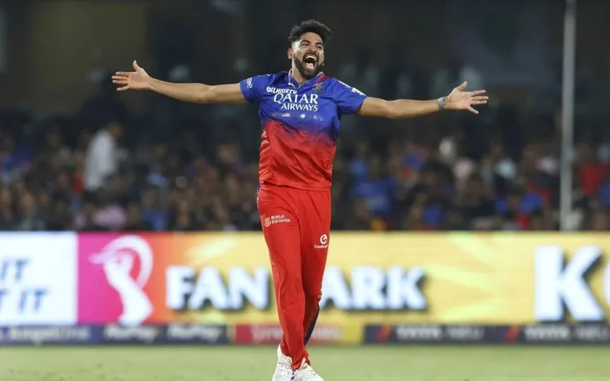 1755855265222_Mohammed_Siraj Why RCB Let Go Of Mohammed Siraj Before IPL 2025 Mega Auction? Director Reveals - OneCricket