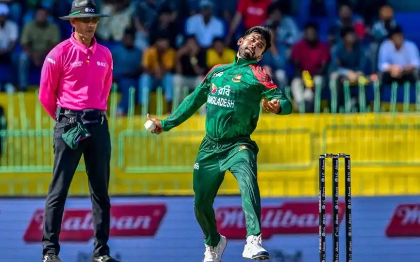 Mehidy Hasan Miraz for Bangladesh (Source: AFP)
