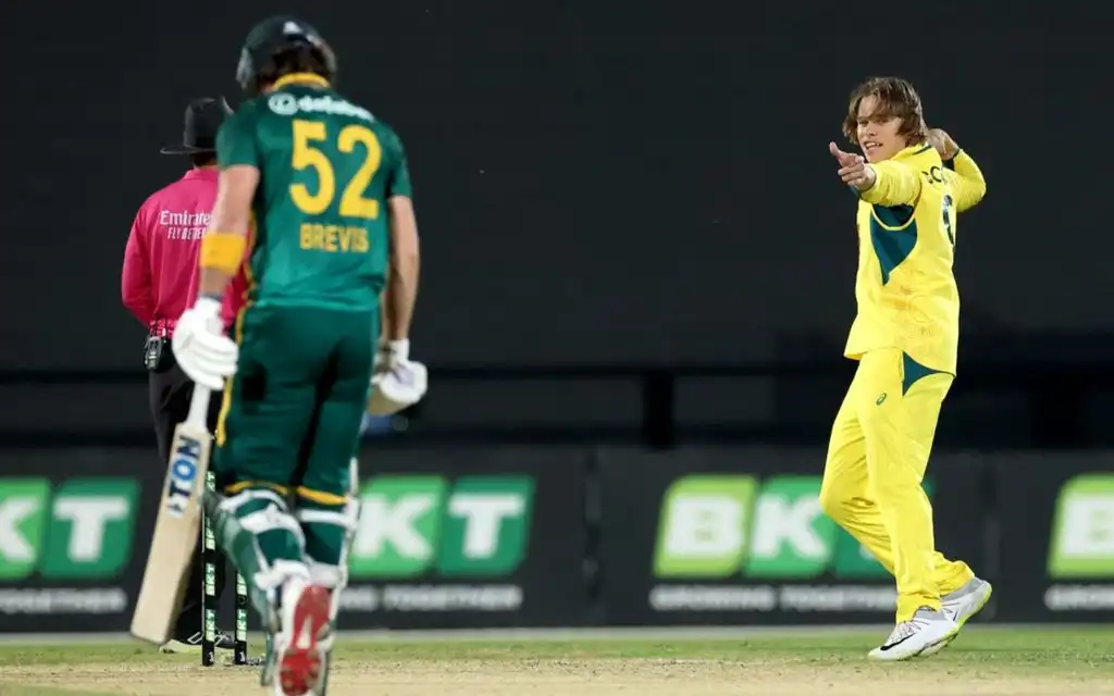Australia beat South Africa [Source: AFP Photo]
