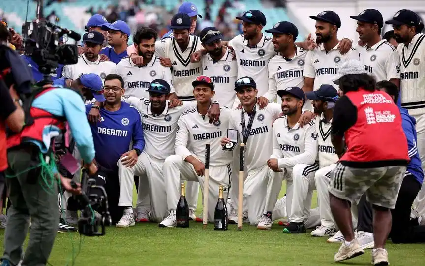 Punjab Coach Sandeep Sharma Hails Gill (Source: AFP Photos)