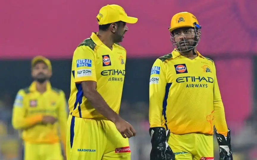 Ravichandran Ashwin and MS Dhoni [Source: AFP Media]