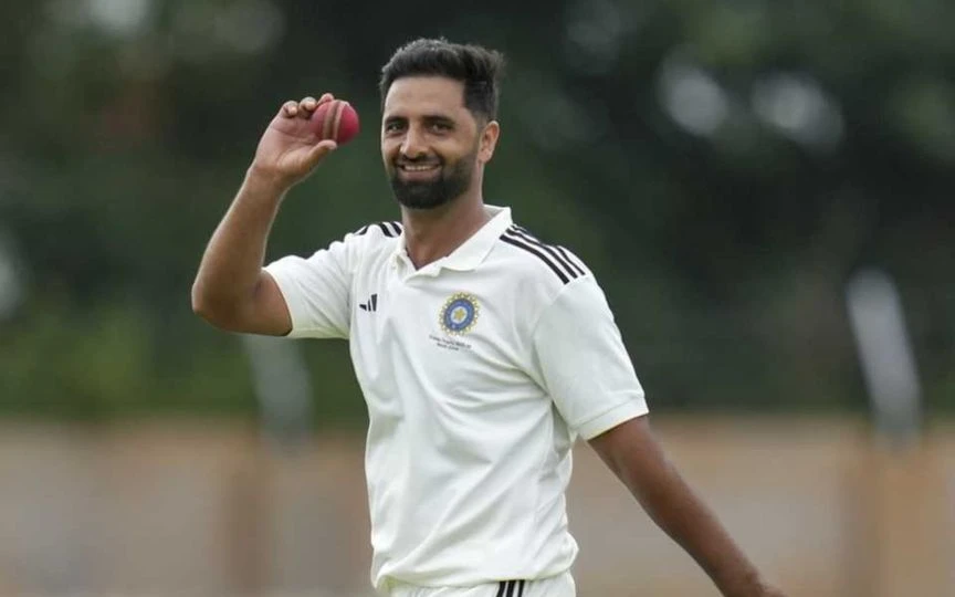 Auqib Nabi Joins Kapil Dev With Rare Hat-Trick In Duleep Trophy, Then Takes 4 In 4 Balls