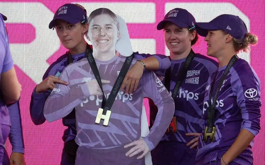 Lucy Higham brought Georgia Wareham's cut out [Source: @CricCrazyJohns/x.com]