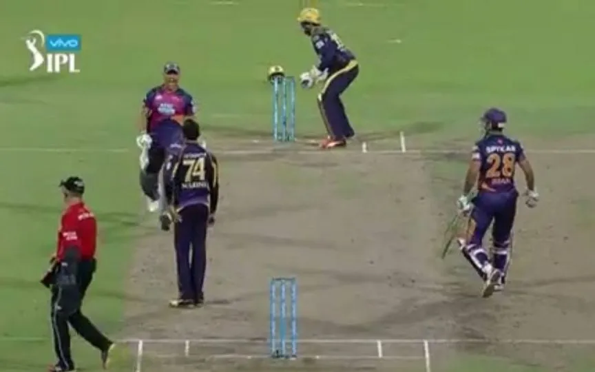 The run-out which was caused by a miscommunication [Source: Screengrab]