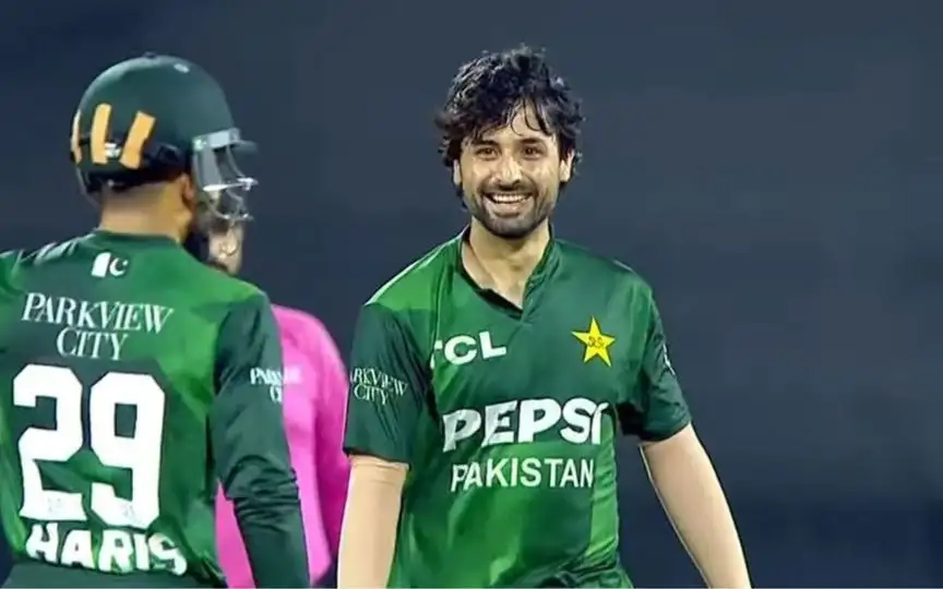 Abrar Ahmed celebrating a wicket [Source: @RayhamUnplugged/x]
