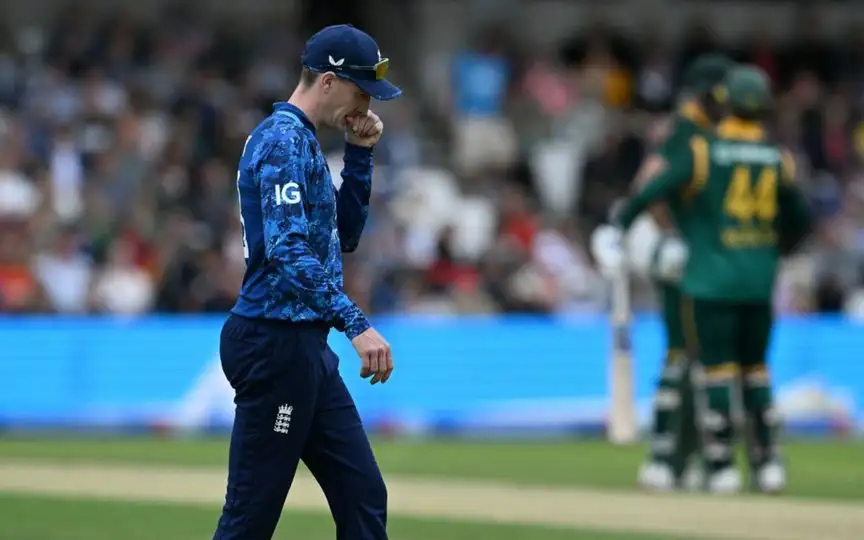 Why England's ODI team in danger [Source: AFP Photo]
