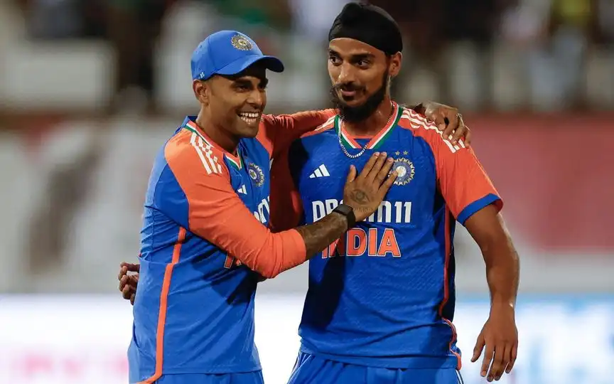 Arshdeep Singh and Suryakumar Yadav in action - (Source : AFP)
