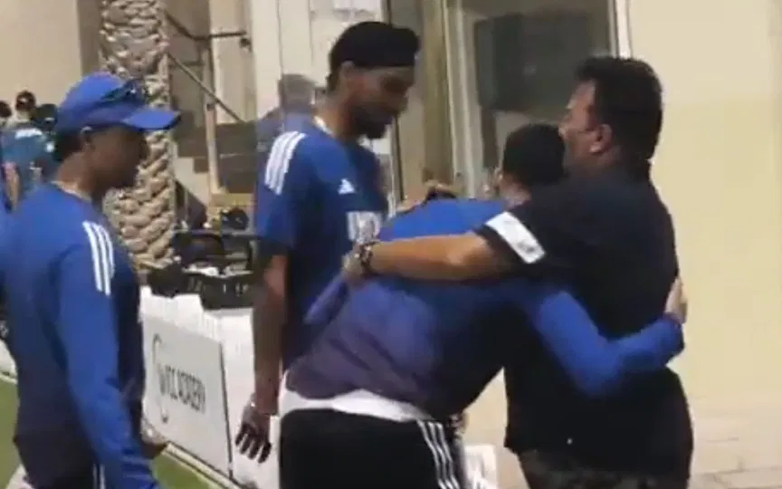 Shubman Gill Touches Abhishek Sharma's Father's Feet; Gives Warm Hug After Training