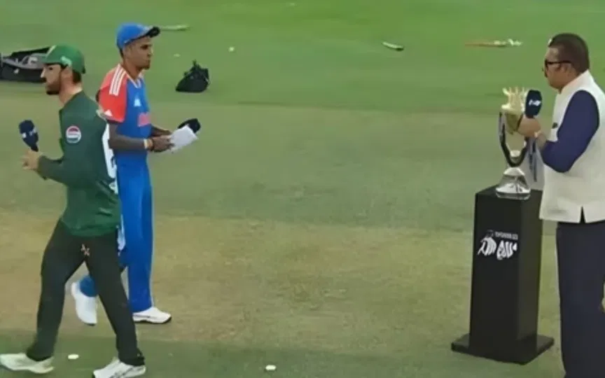 Captains refusing to shake hands at the toss [Source: @khayali_pulao/X.com]