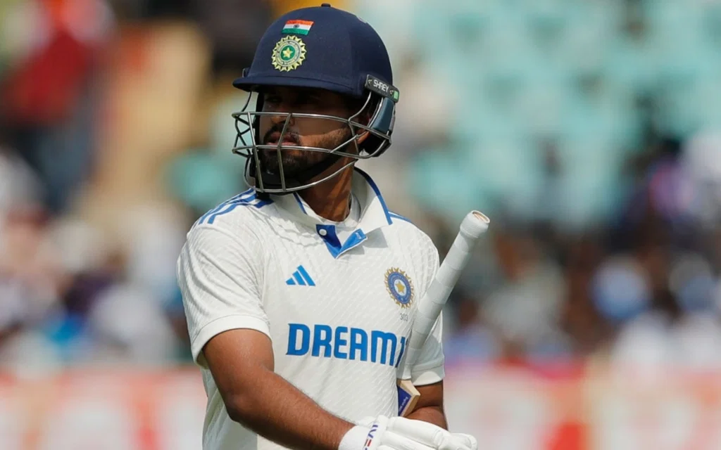 Shreyas Iyer was dismissed cheaply vs AUS-A [Source: @Tejareddy045/X]