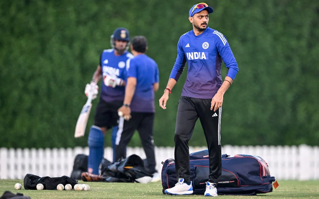 Axar Patel suffered an injury while fielding [Source: AFP Photos]