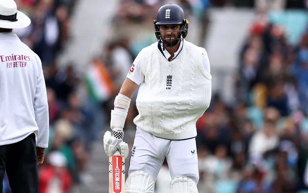 Chris Woakes in the last Test match against India (Source: @ChrisCFC1990/x.com)