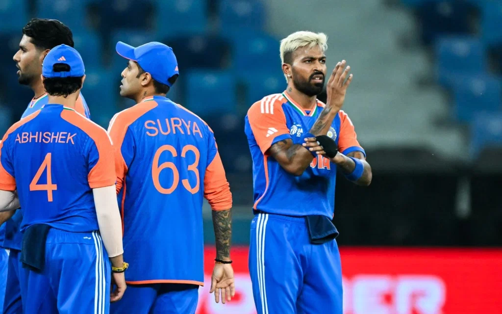 Hardik Pandya Out of field - (Source : AFP)