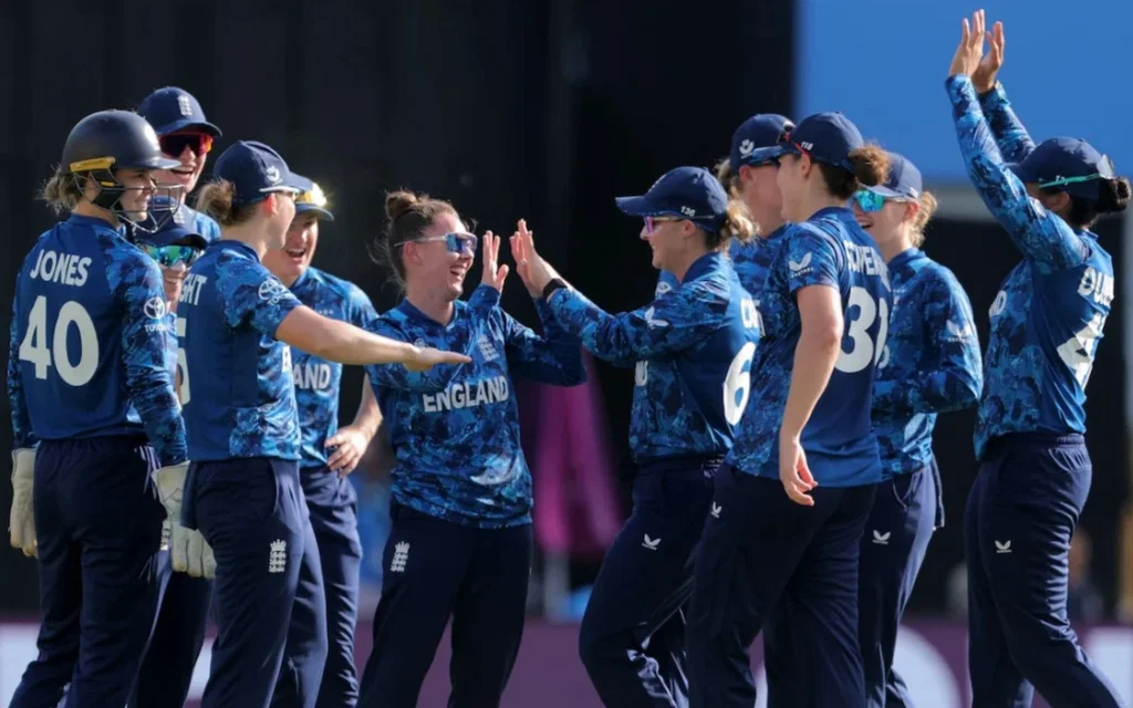 Linsey Smith stars with the ball as England Women register campaign opener win [Source: @ECBkoko/X.com]