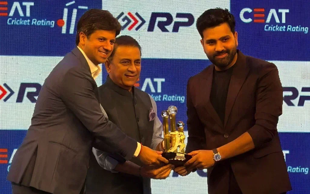 Rohit Sharma In CEAT Awards (Source: @ImTanujSingh/x.com)