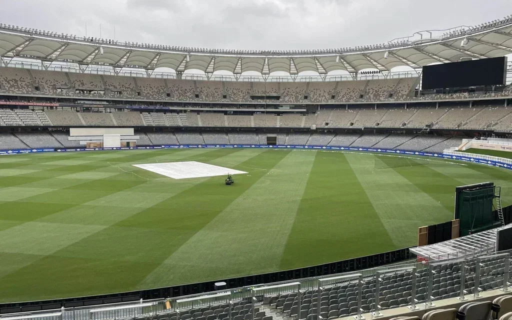 Rain interrupted the 1st ODI between India and Australia [Source: @ollycaffrey/X]
