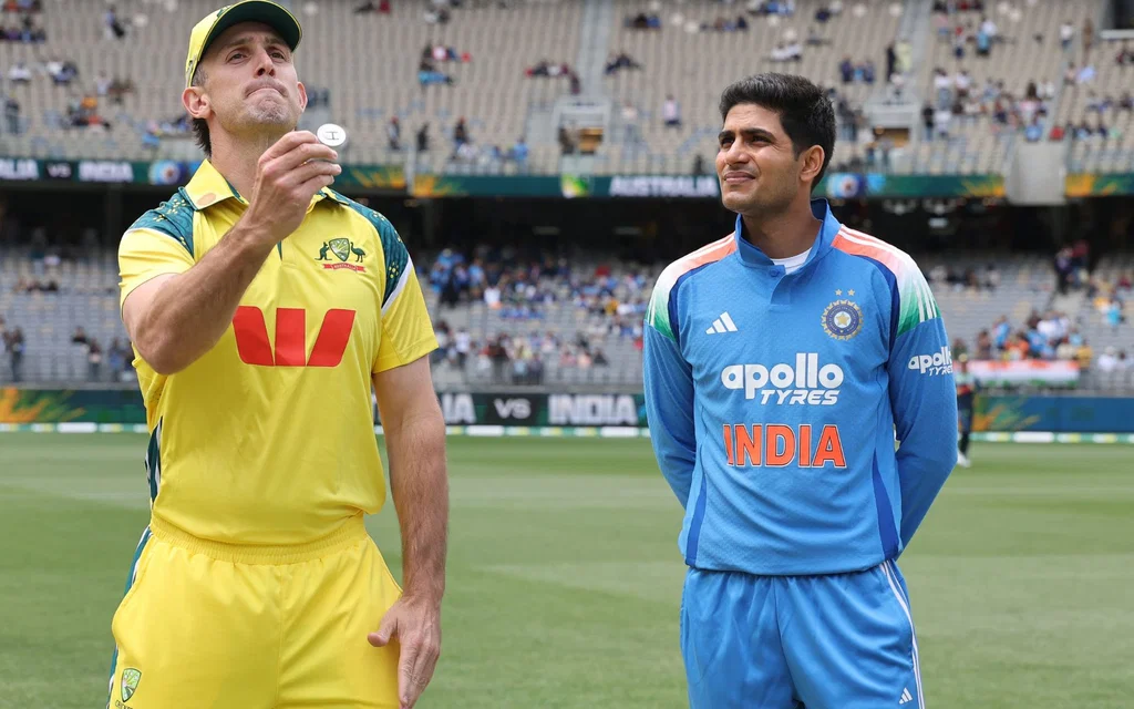 AUS elects to bowl first [Source: @BCCI/X.COM]
