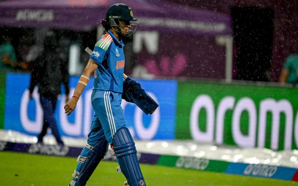 Can Mandhana end her knockout slump? [Source: AFP Photo]
