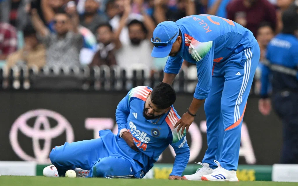 Shreyas Iyer after getting injured vs AUS (Source: AFP)