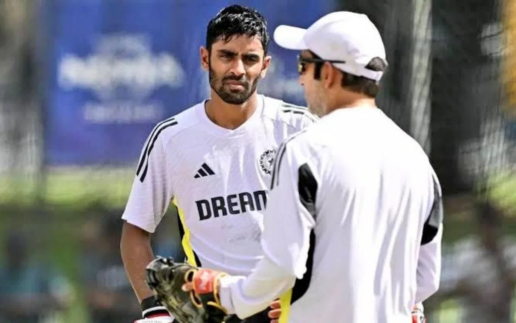 Abhimanyu Easwaran and Gautam Gambir [Source: @Imchauhan28/X}