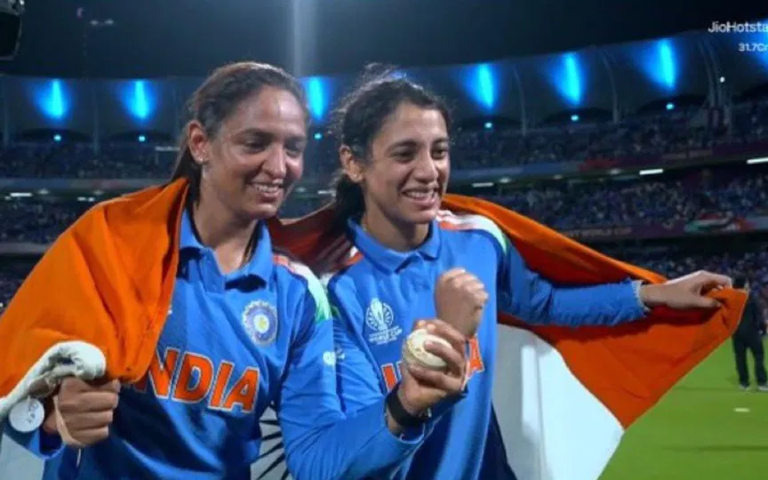 Harmanpreet, Smriti Mandhana proudly wave tricolor as India crowned world champions
