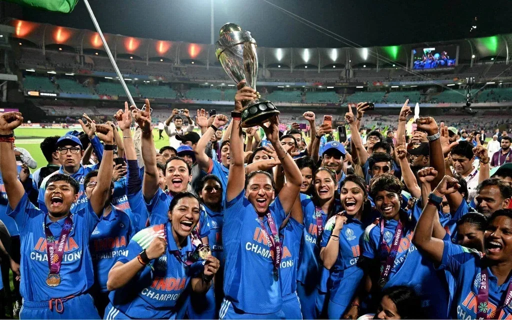 Indian team with the World Cup trophy [Source: AFP]