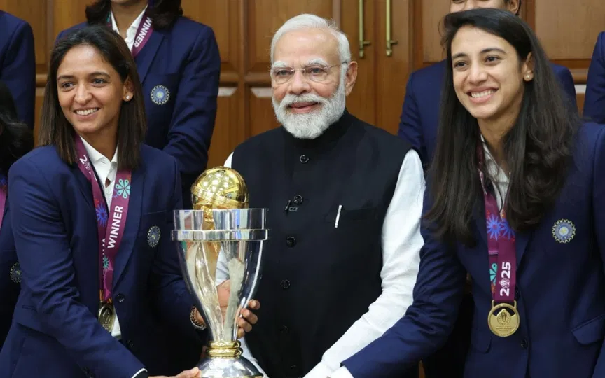 PM Modi hosts India Women’s World Cup winning team at his residence PM Modi hosts India Women’s World Cup winning team at his residence