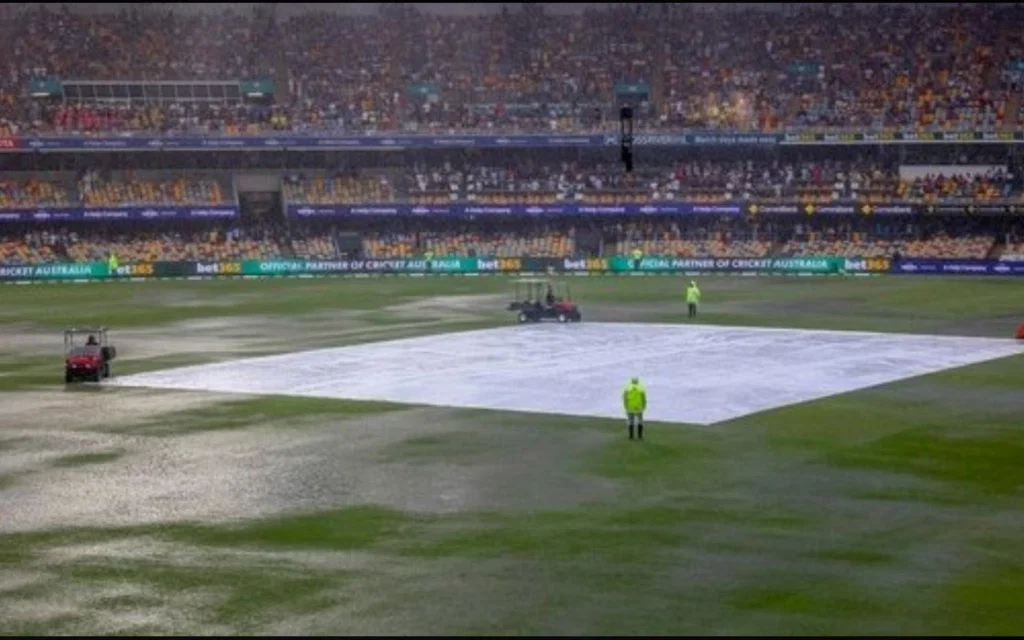 IND Vs AUS match stopped [Source: @airnewsalerts/X.COM]
