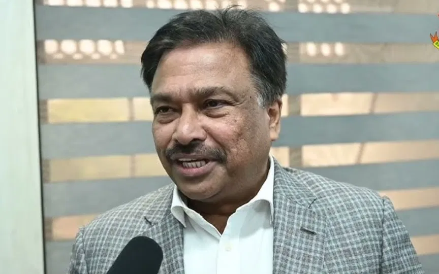 फारूक अहमद हृदयाघात के बाद सीसीयू में भर्ती (स्रोत: @saifahmed75/x.com)