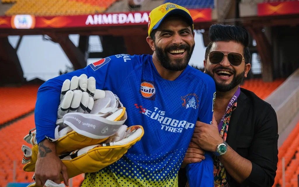 Suresh Raina with Ravindra Jadeja (Source: @mufaddal_vohra/x.com)