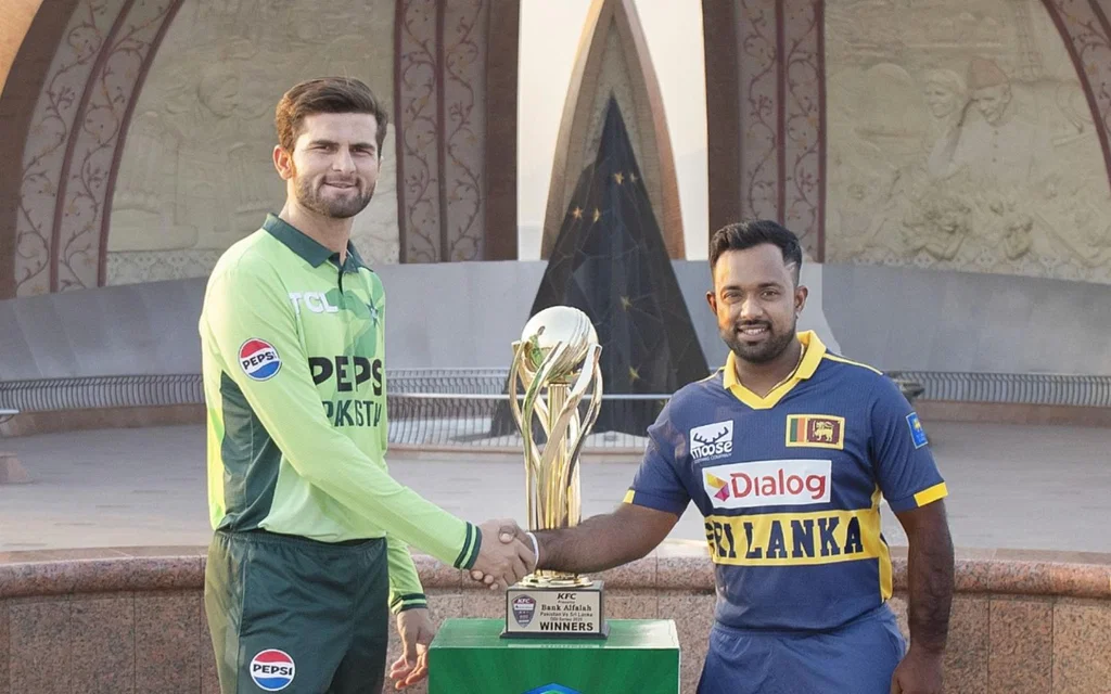 PAK set to bowl [Source: @DoctorofCricket/x.com]
