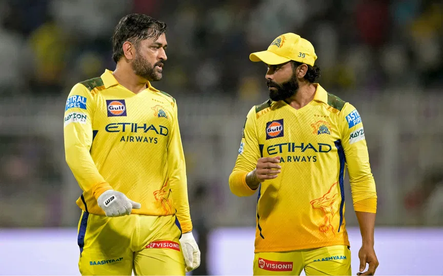 CSK-RR ट्रेड के बाद रवींद्र जडेजा की IPL सैलरी 18 करोड़ से घटकर 14 करोड़ क्यों हुई? जानें... CSK-RR ट्रेड के बाद रवींद्र जडेजा की IPL सैलरी 18 करोड़ से घटकर 14 करोड़ क्यों हुई? जानें...