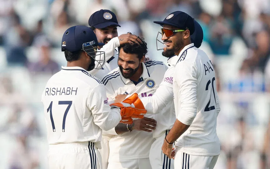 IND vs SA, पहला टेस्ट: पहली पारी में सस्ते में ऑल आउट होने के बाद भी भारत मज़बूत स्थिति में पहुँचा IND vs SA, पहला टेस्ट: पहली पारी में सस्ते में ऑल आउट होने के बाद भी भारत मज़बूत स्थिति में पहुँचा