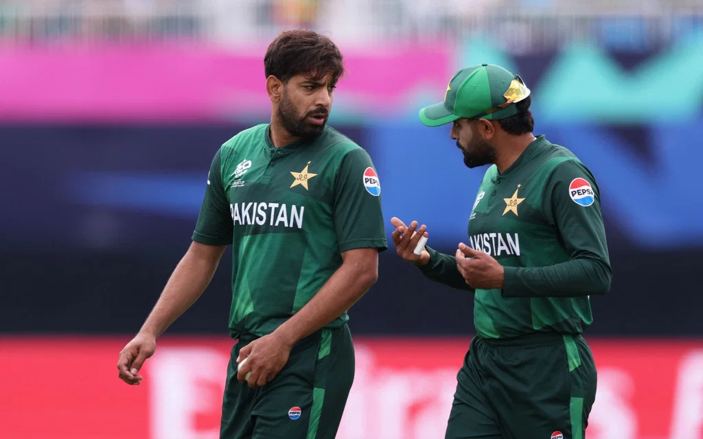 Babar Azam in conversation with pacer Haris Rauf during T20 World Cup 2024 game (Source: AFP Photos) 