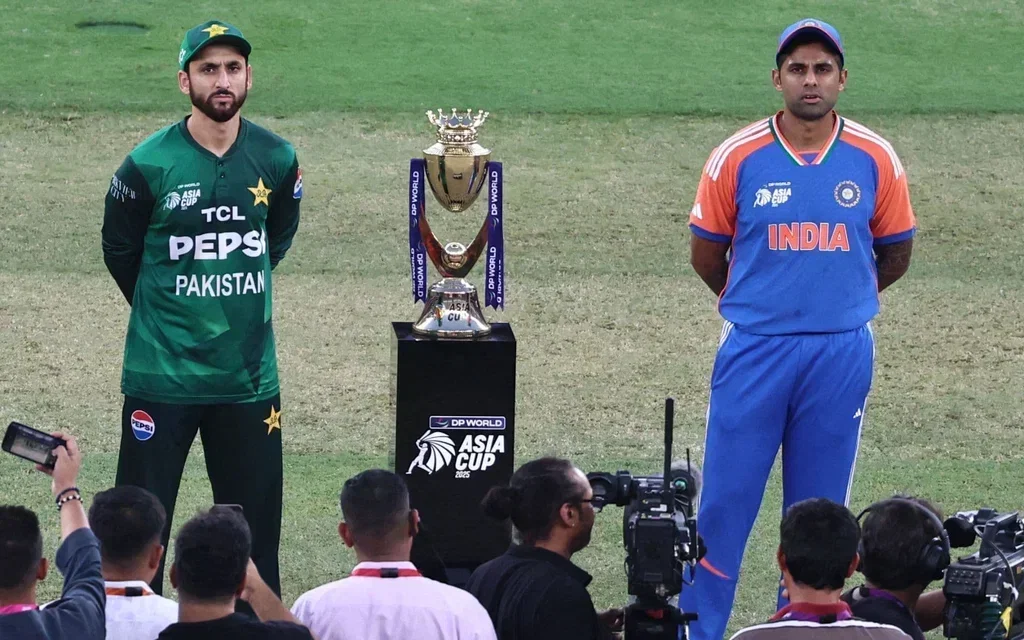 India-Pakistan clash likely on Feb 15 [Source: AFP]