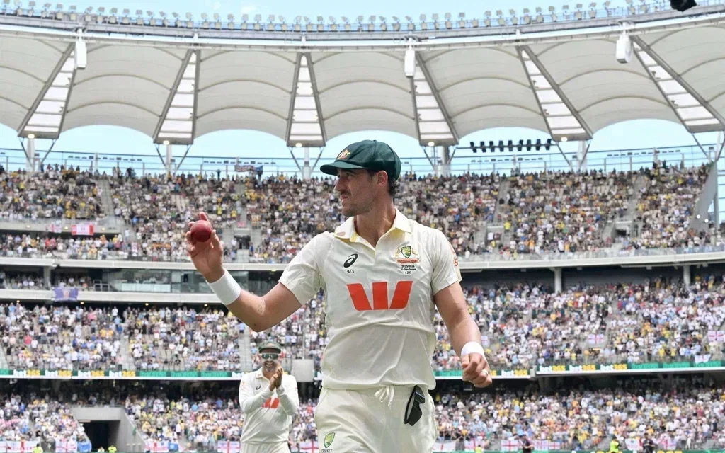 Starc celebrates his 7/58 against England in first Ashes 2025 Test (Source: AFP)
